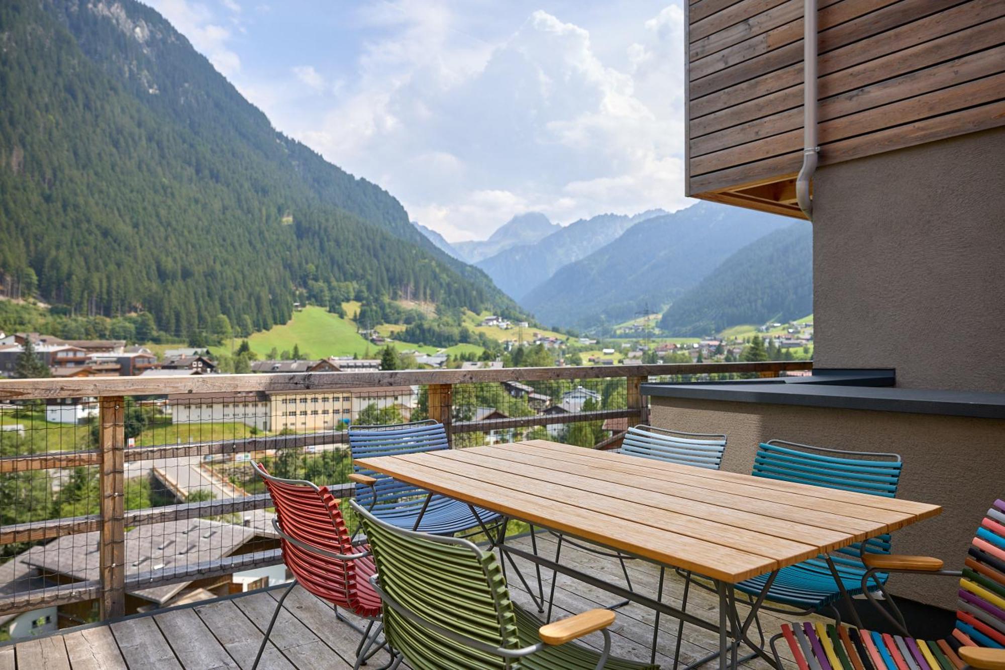 Design-Chalets By Pferd Auf Wolke Neu Gaschurn Exterior photo