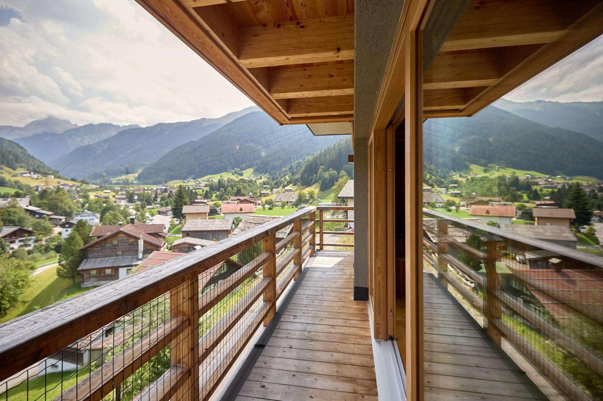 Design-Chalets By Pferd Auf Wolke Neu Gaschurn Exterior photo