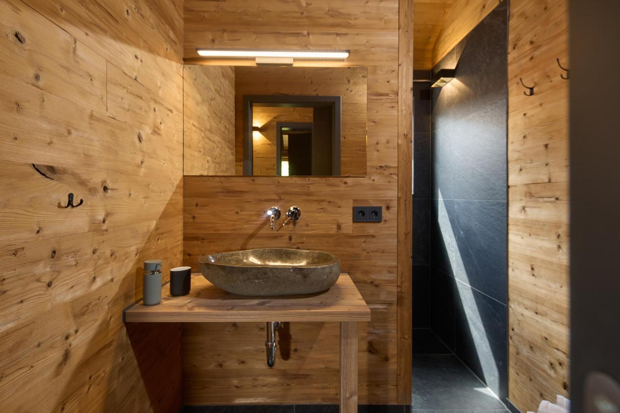 Design-Chalets By Pferd Auf Wolke Neu Gaschurn Exterior photo