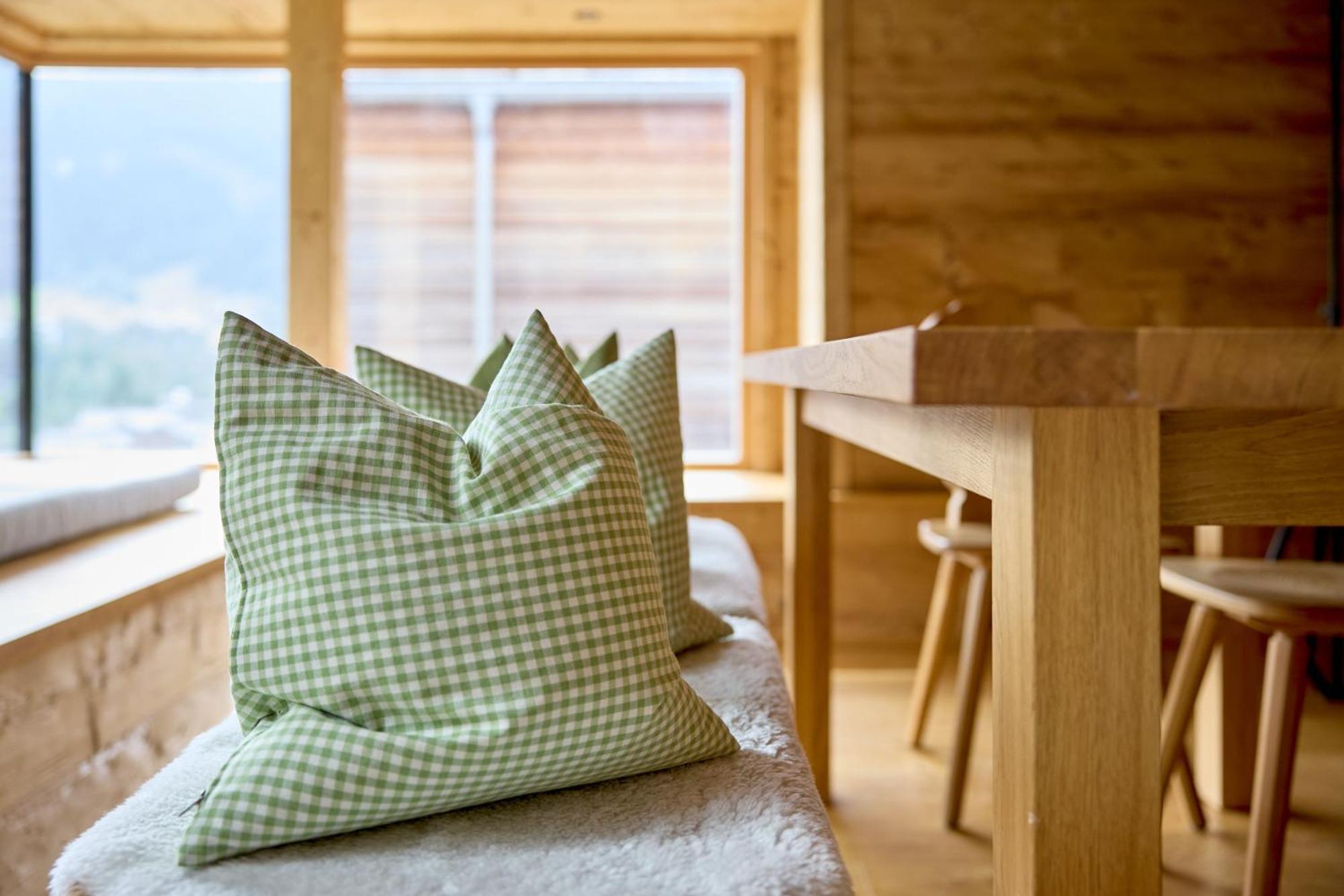 Design-Chalets By Pferd Auf Wolke Neu Gaschurn Exterior photo
